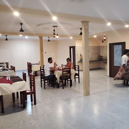 The Lake Paradise Boutique Resort Alappuzha Exterior photo